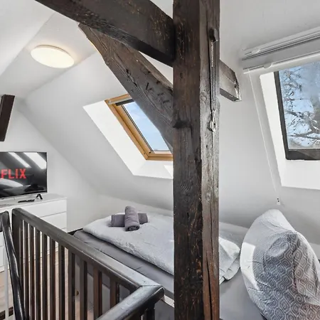 Premium Naumi 1, Kueche, Parkplatz, 3 Bedrooms Apartment *