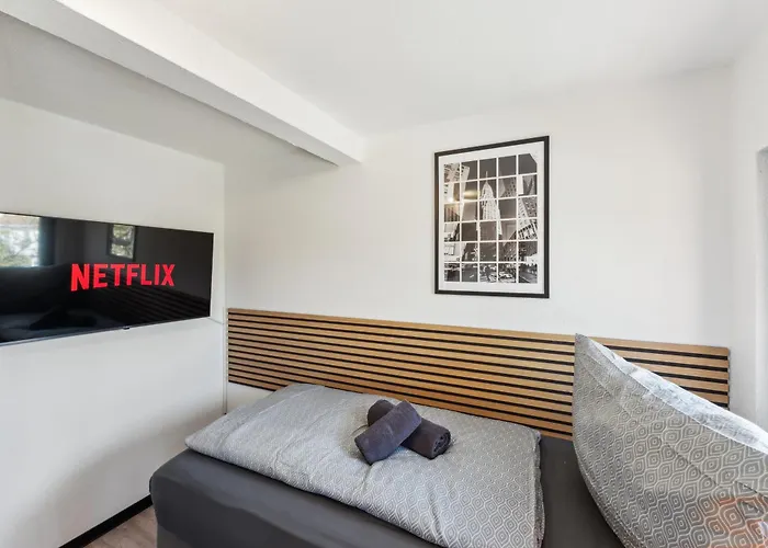 Premium Naumi 1, Kueche, Parkplatz, 3 Bedrooms Apartamento *