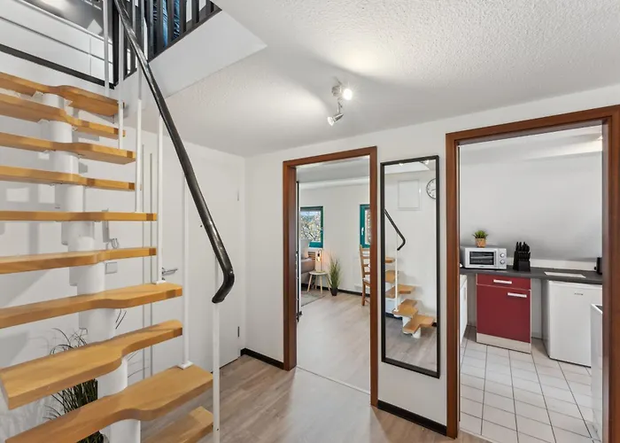 Apartamento Premium Naumi 1, Kueche, Parkplatz, 3 Bedrooms Merseburgo